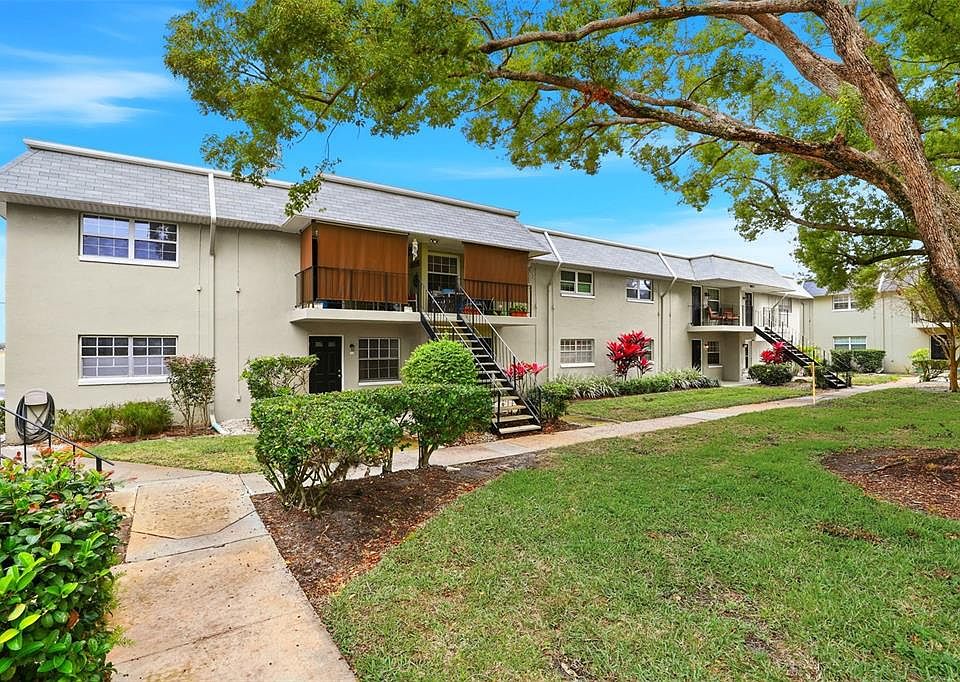 1st image of 525 Conway Rd APT 49