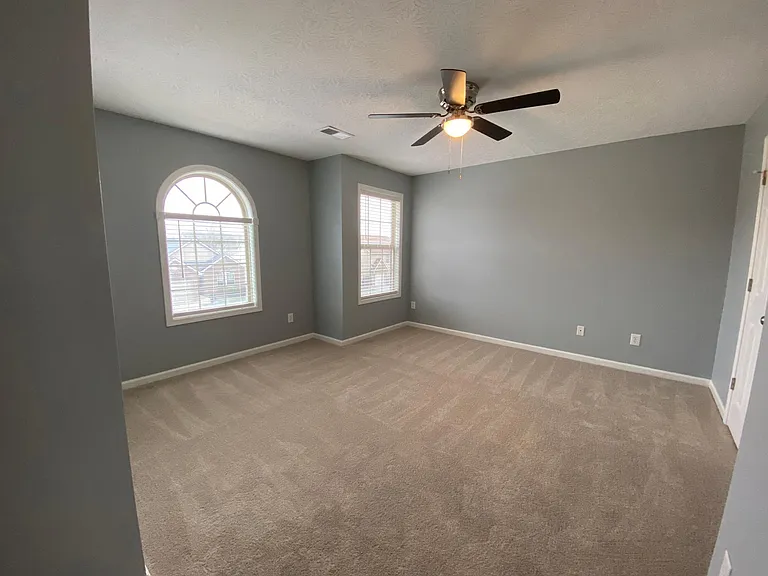 111 Warren Pass — Photo 23