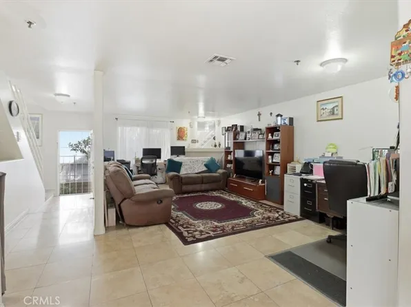 9146 Tobias Ave Unit 4, Panorama City, CA 91402