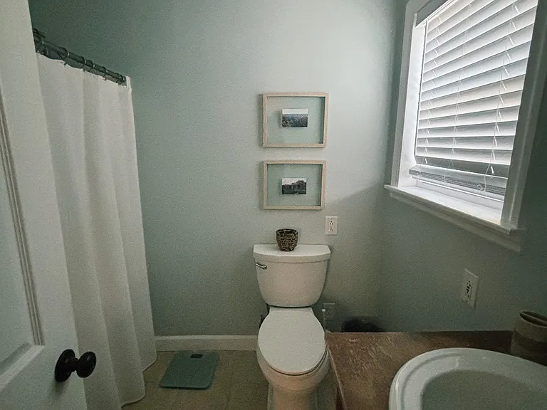 6245 Spraul Ave — Photo 4