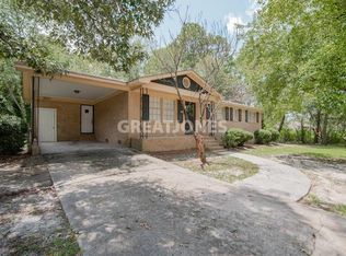 1477 Pine St, West Columbia, SC 29172