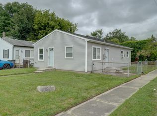 20951 Woodward St, Clinton Township, MI 48035