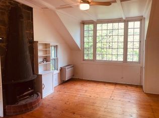 68 Tinker St, Woodstock, NY 12498