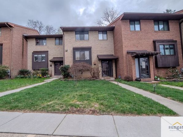 418 Five Farms Ln