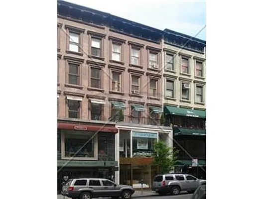 Rented by Douglas Elliman | media 14