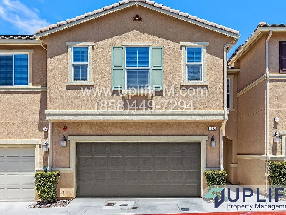 1362 Palo Verde Way