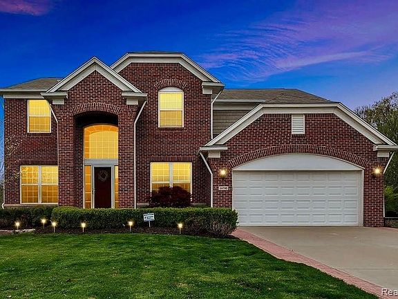 2nd image of 24795 Purlin Ct