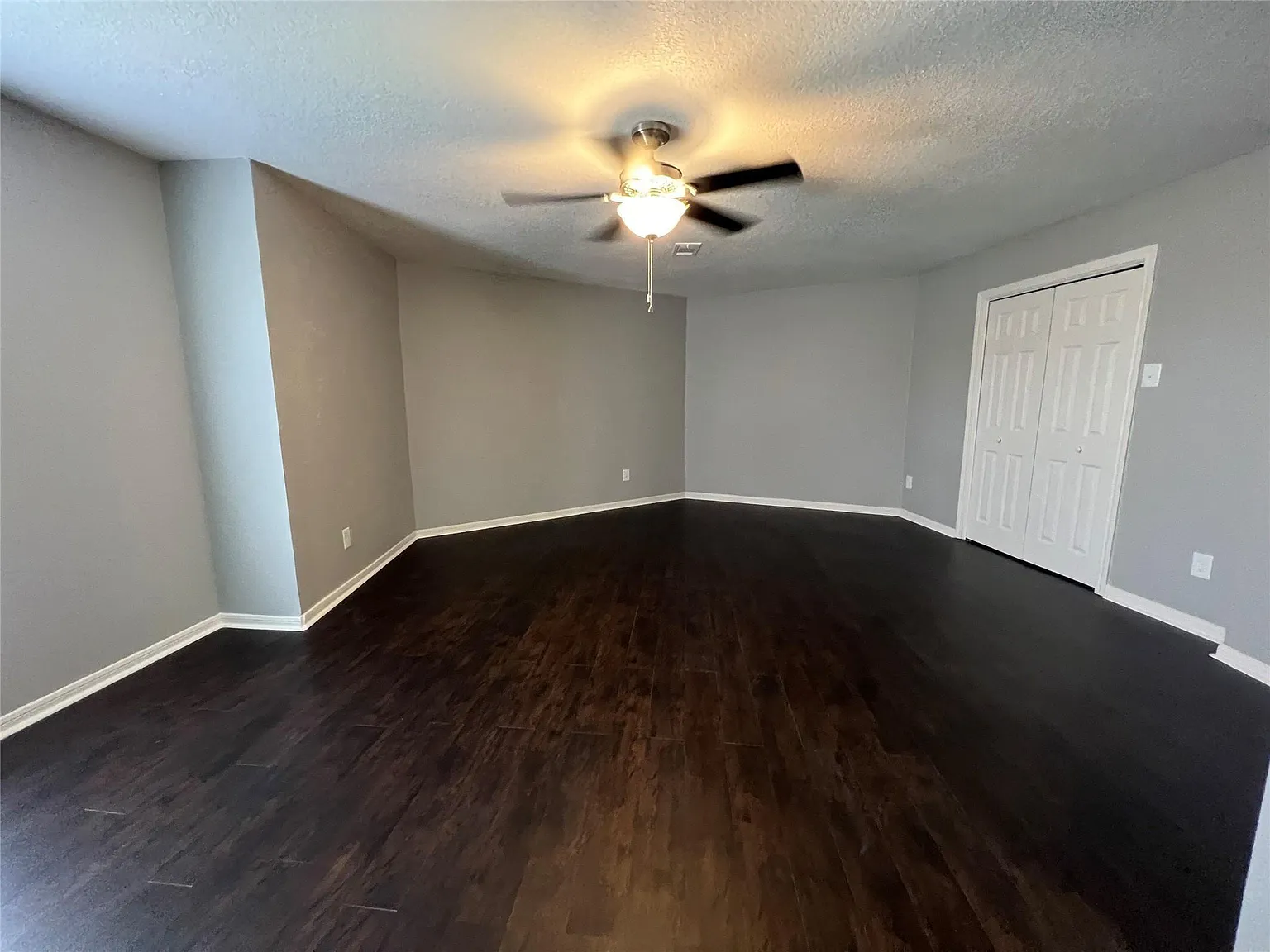 3 bed, 2.0 bath, 1825 sqft, $1,695 — Photo 4