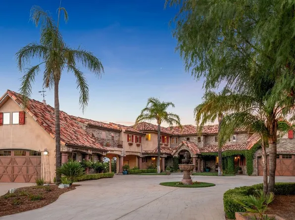 27023 Rolling Hills Ave, Canyon Country, CA 91387