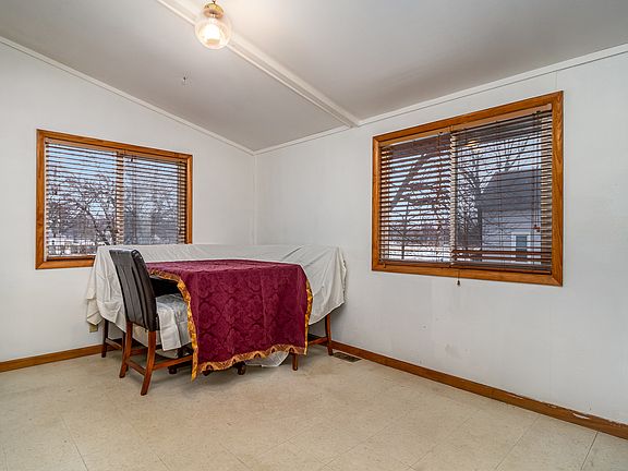 4th image of 1605 S Desplaines St