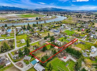 13931 Bennett Ln, Mount Vernon, WA 98273