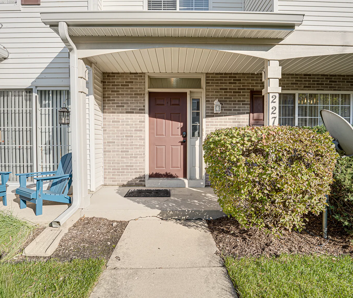 2 bed, 2.5 bath, 1256 sqft, $2,185 — Photo 2