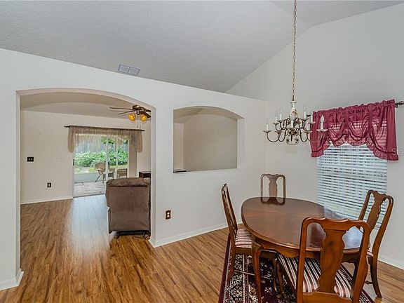 5th image of 15008 Trail Creek Pl