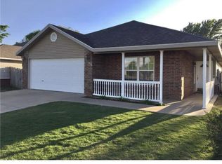 1208 SW Apache Dr, Bentonville, AR 72712