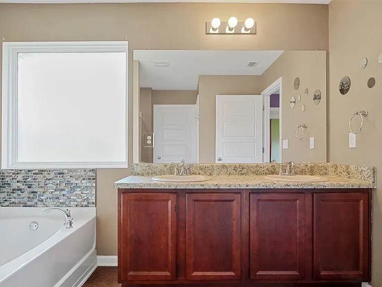 10373 Shetland Dr — Photo 18
