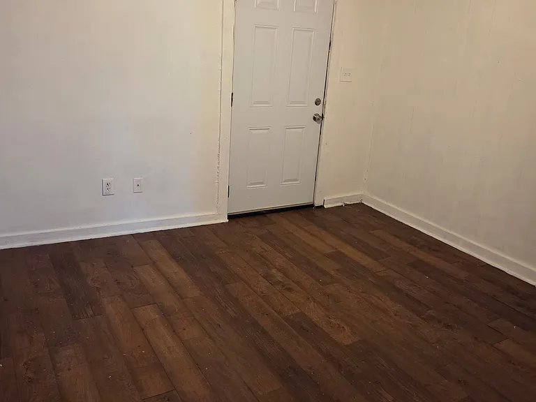 3054 Wise St — Photo 7