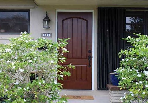 Home For Sale In LAWN ACRES