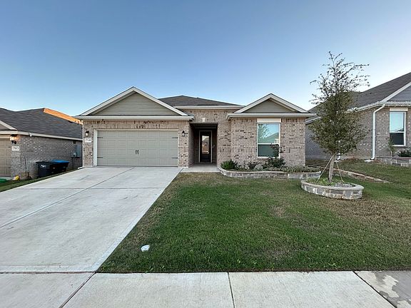 2nd image of 7609 Lumberjack Ln