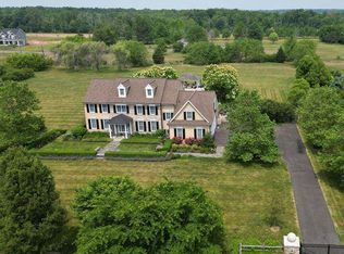 6893 Sladek Rd, New Hope, PA 18938