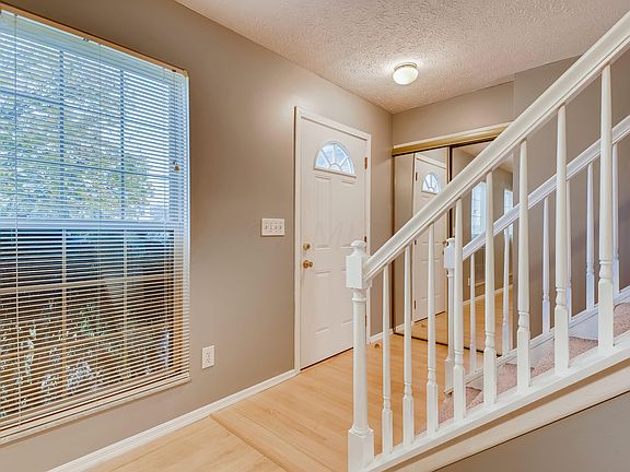 4th image of 6593 Delburn Ct