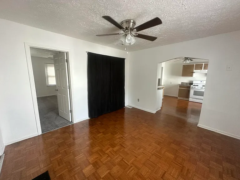 95 Glass Ave — Photo 16