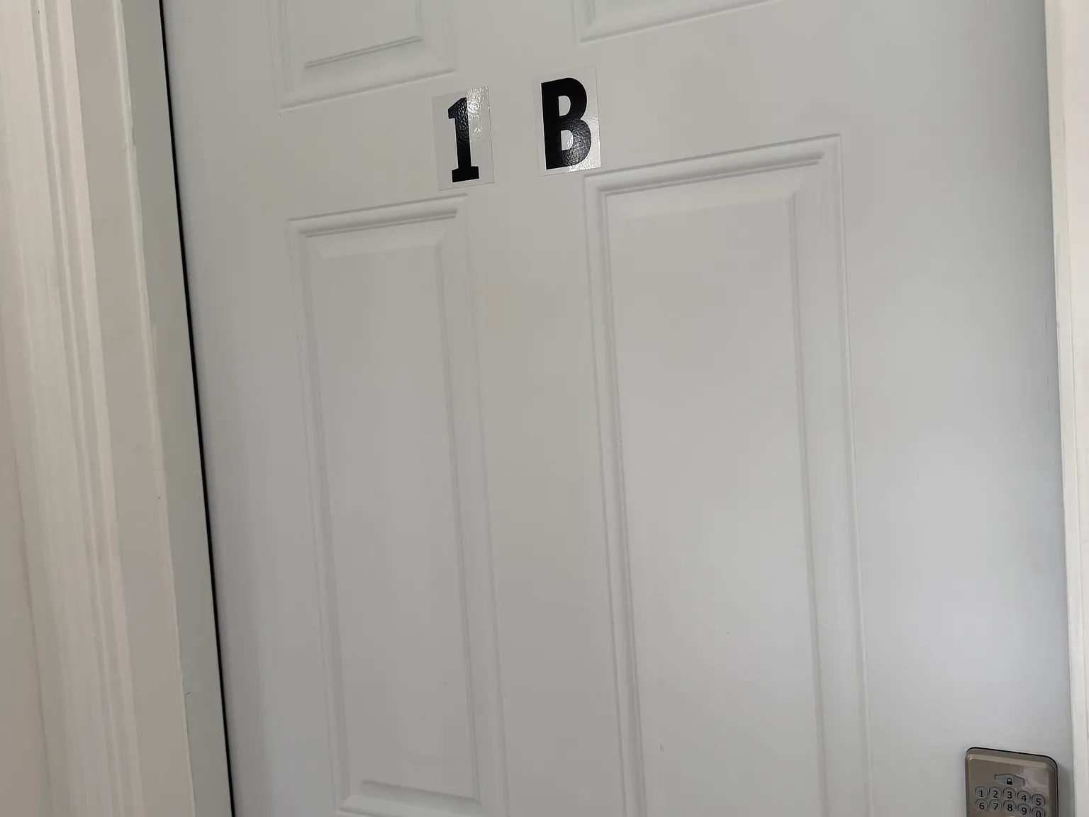 2 bed, 650 sqft, $1,800 — Photo 4