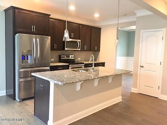 5th image of 406 Scrubjay Court Lot 16