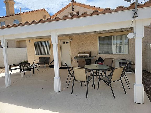 4th image of 1220 Pacific Terrace Dr