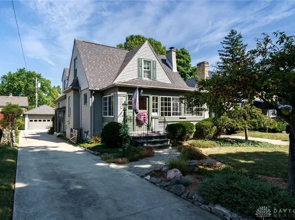 327 East Dr, Dayton, OH 45419
