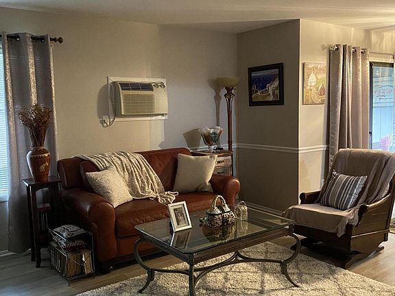 B5C94073-C583-4E7F-8349-C9772B1F352C