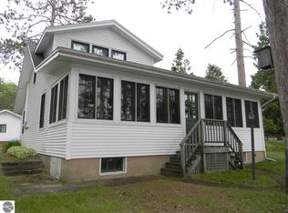 2535 Pine Ridge Rd, Lupton, MI 48635