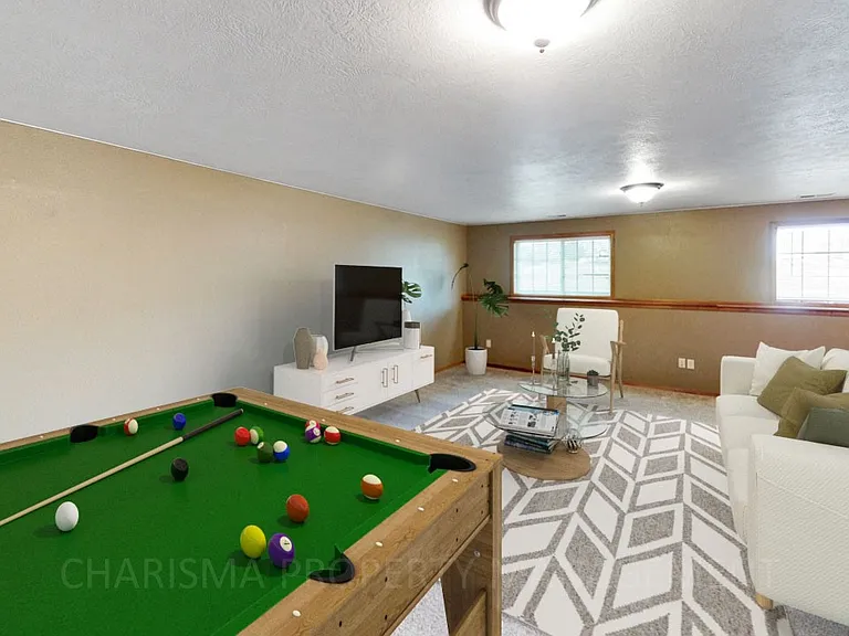 Horizon Properties — Photo 42