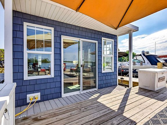 4th image of 1000 Harbor Point Ct #41