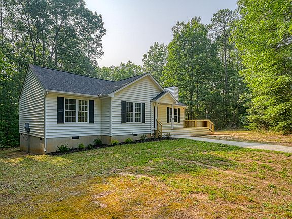 2nd image of 2416 Horseshoe Bend Dr