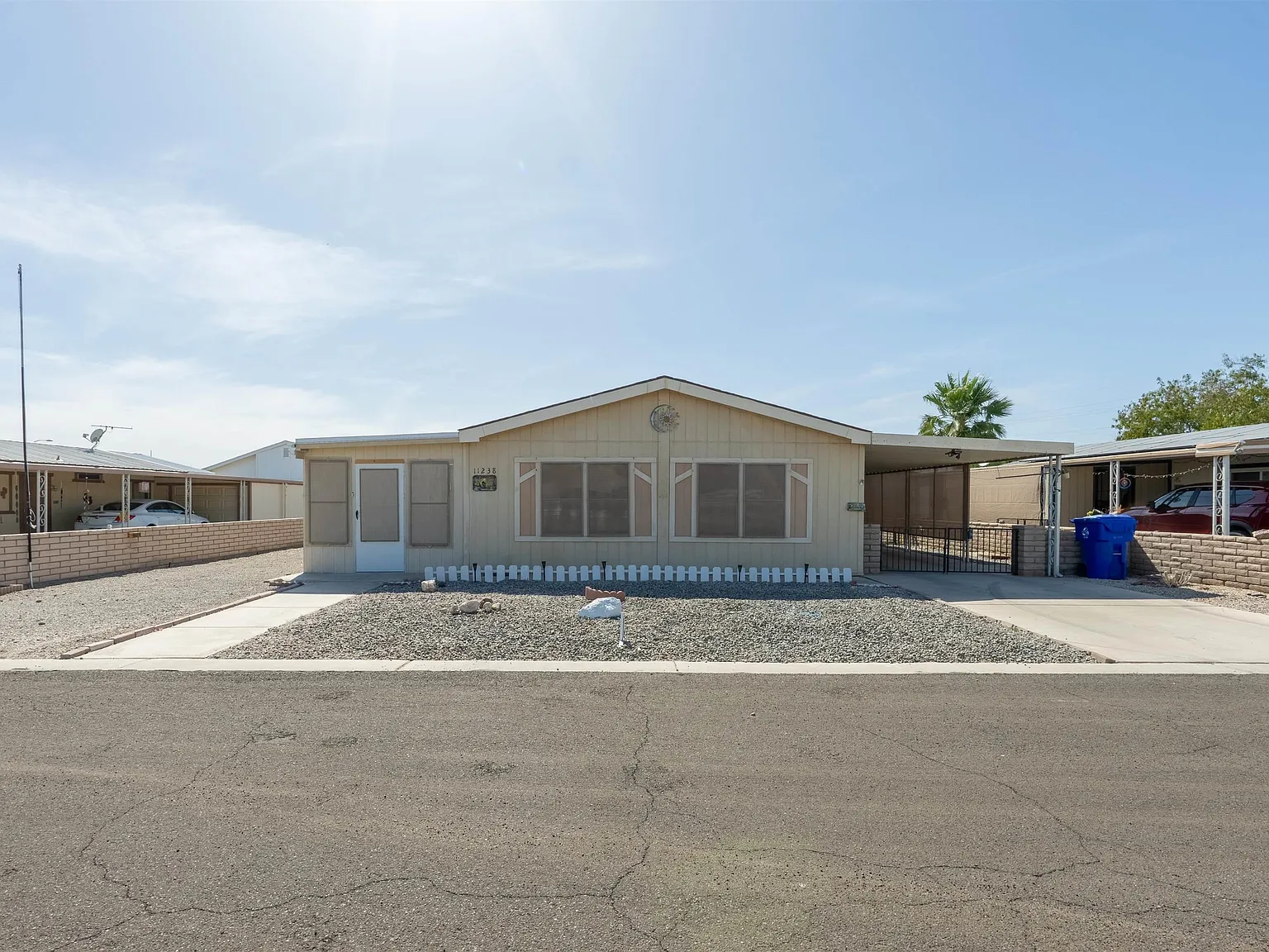 2 bed, 2.0 bath, 1272 sqft, $1,400 — Photo 3