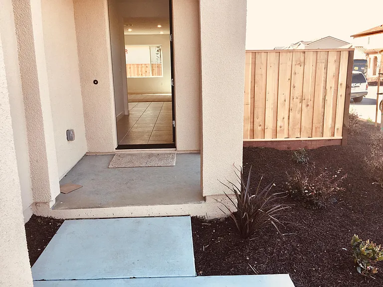 5608 Howell Mountain Ln — Photo 31