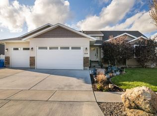 888 Hallmark Dr, Pocatello, ID 83201