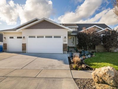 888 Hallmark Dr, Pocatello, ID, 83201