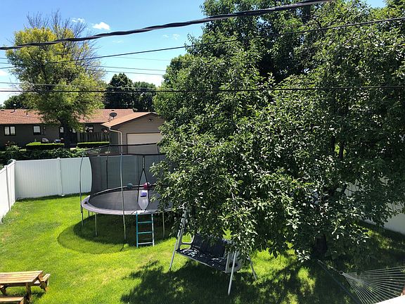3rd image of 3108 W C St