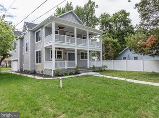 937 Main St, Deale, MD 20751