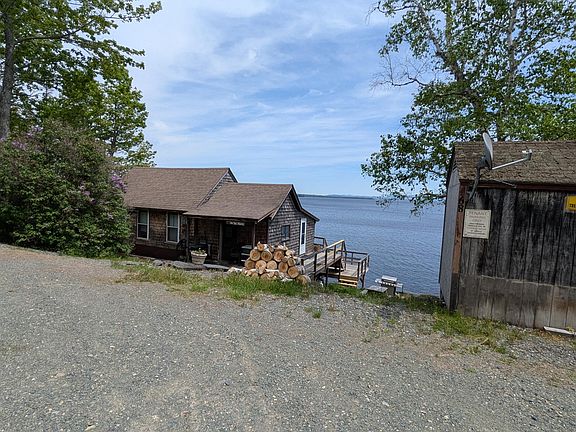 4th image of 68 Lake Street