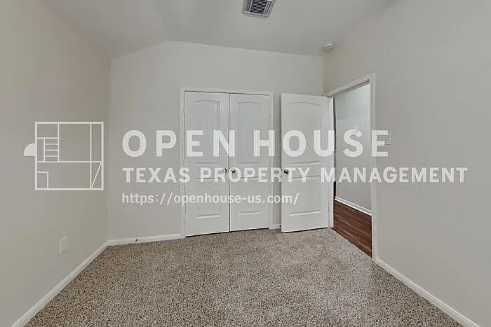 9525 E Woodmark — Photo 13