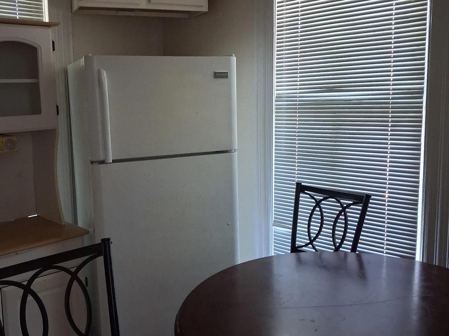 1625 Coleman Ave — Photo 4