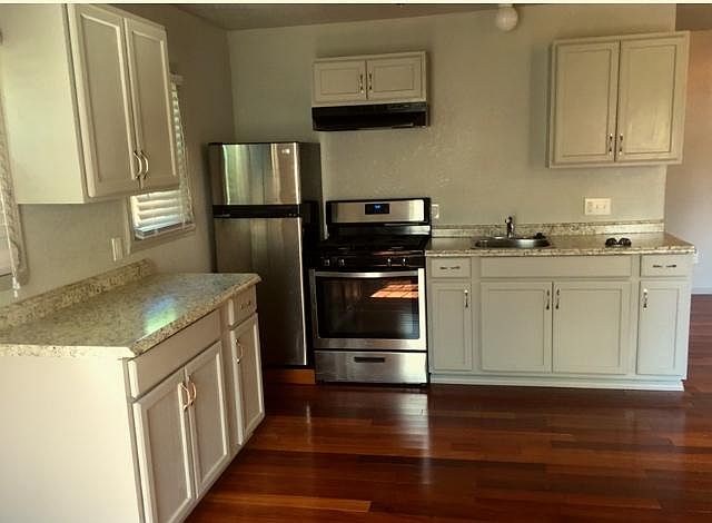 1st image of 411 Nebraska St #Cottage
