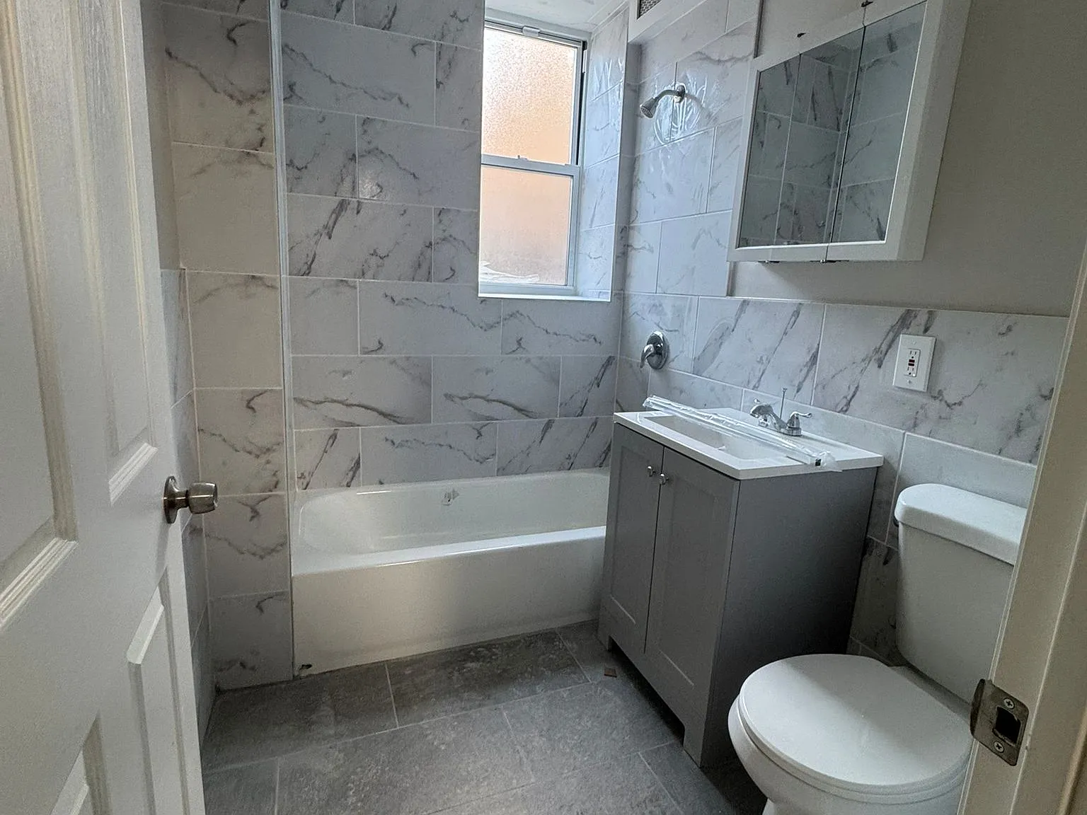 1 bed, 690 sqft, $1,775 — Photo 4