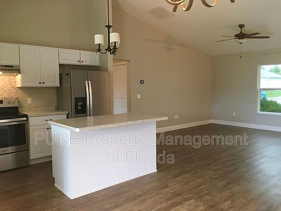 5th image of 24 Juniper Circle Rd