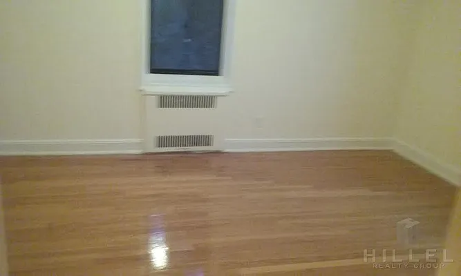 Rented by Hillel Realty Group | media 44