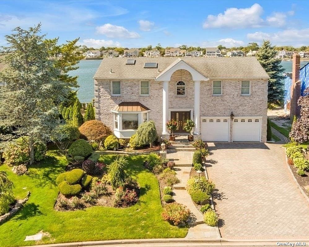 304 Bayview Avenue, Massapequa, NY 11758 Zillow