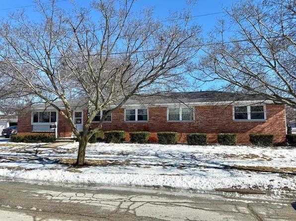 1313 Saint Agnes Dr, Green Bay, WI 54304