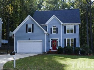 529 Cayman Ave, Holly Springs, NC 27540